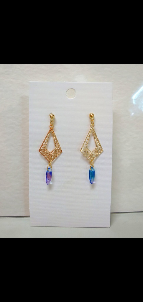 お花とブルーサークル*ピアス