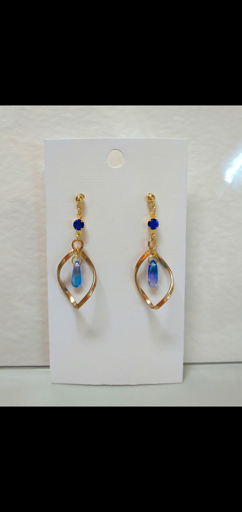 お花とブルーサークル*ピアス