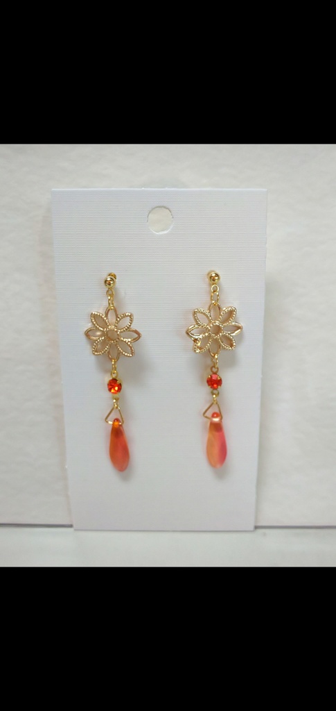 お花と水色ダガーストーン*ピアス