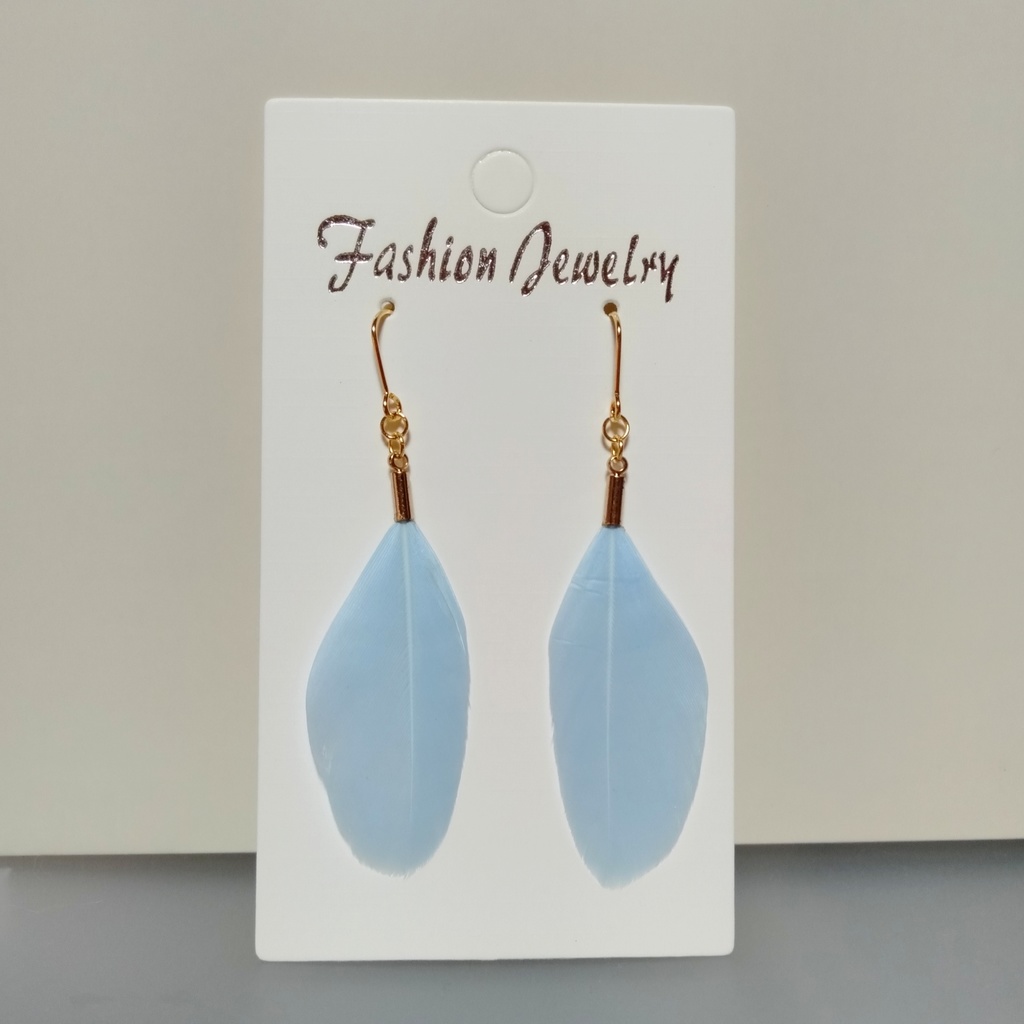 【一点物】ピンクフェザー ✳ シンプル ピアス〈色違いあり〉