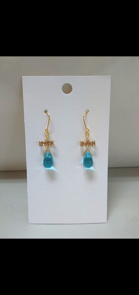 ブルーチェコ&リボンピアス