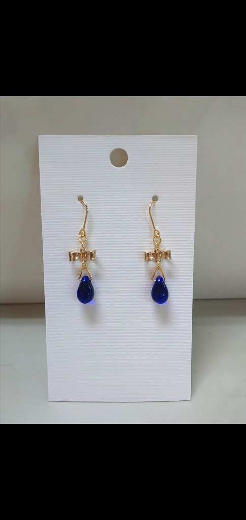 ブルーチェコ&リボンピアス