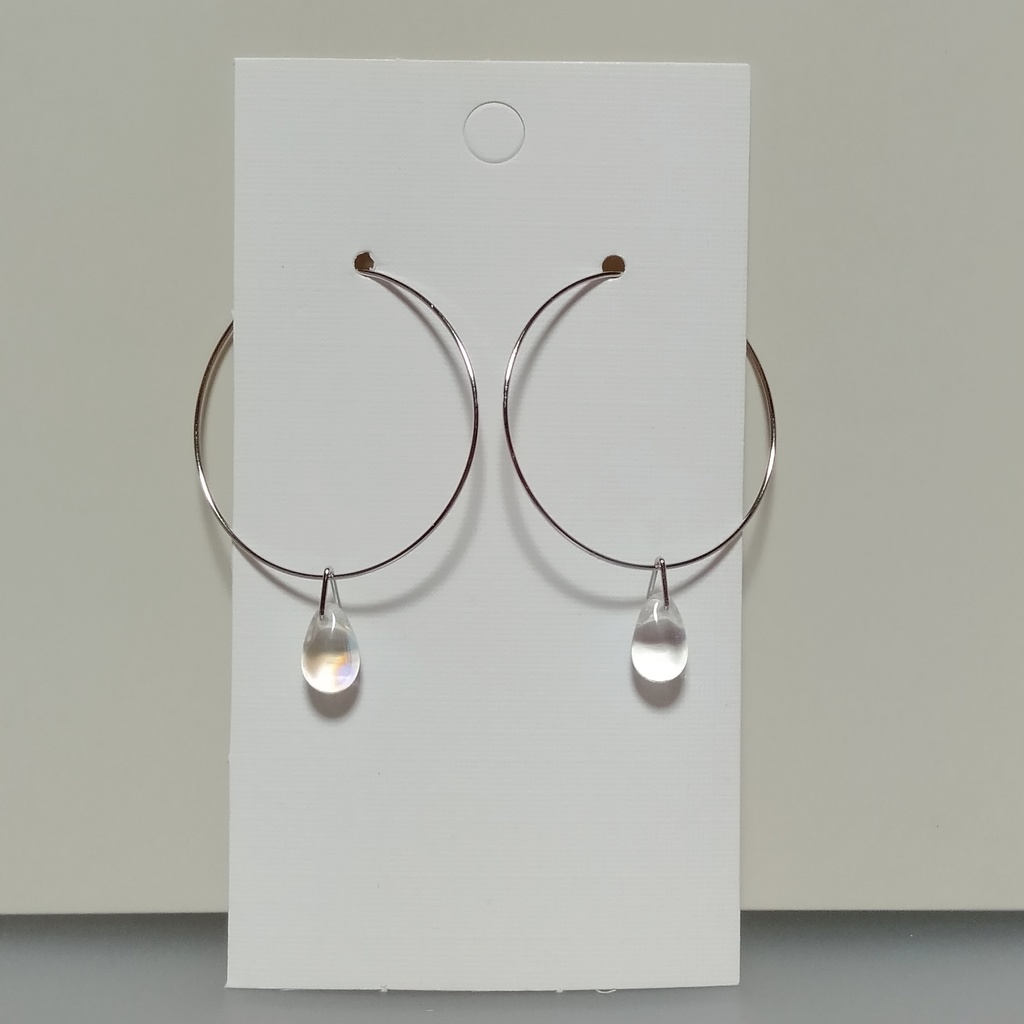 〈New〉『白』チェコドロップ ✳ シンプル フープピアス