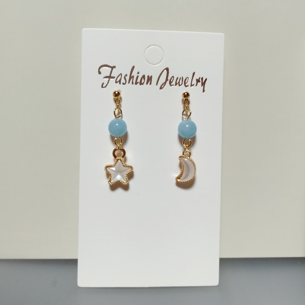 ホワイト スター&ムーン ✳ シンプル ピアス