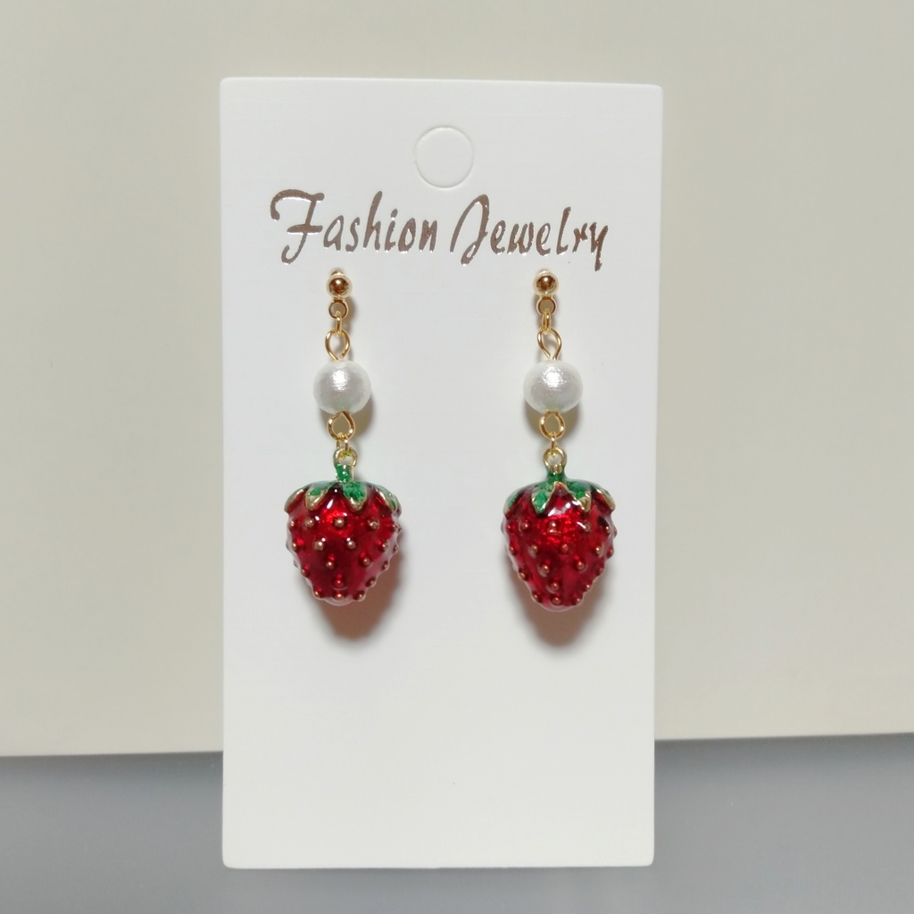 【Νew・秋.冬】ずっしりイチゴ ❅ フルーツ ピアス