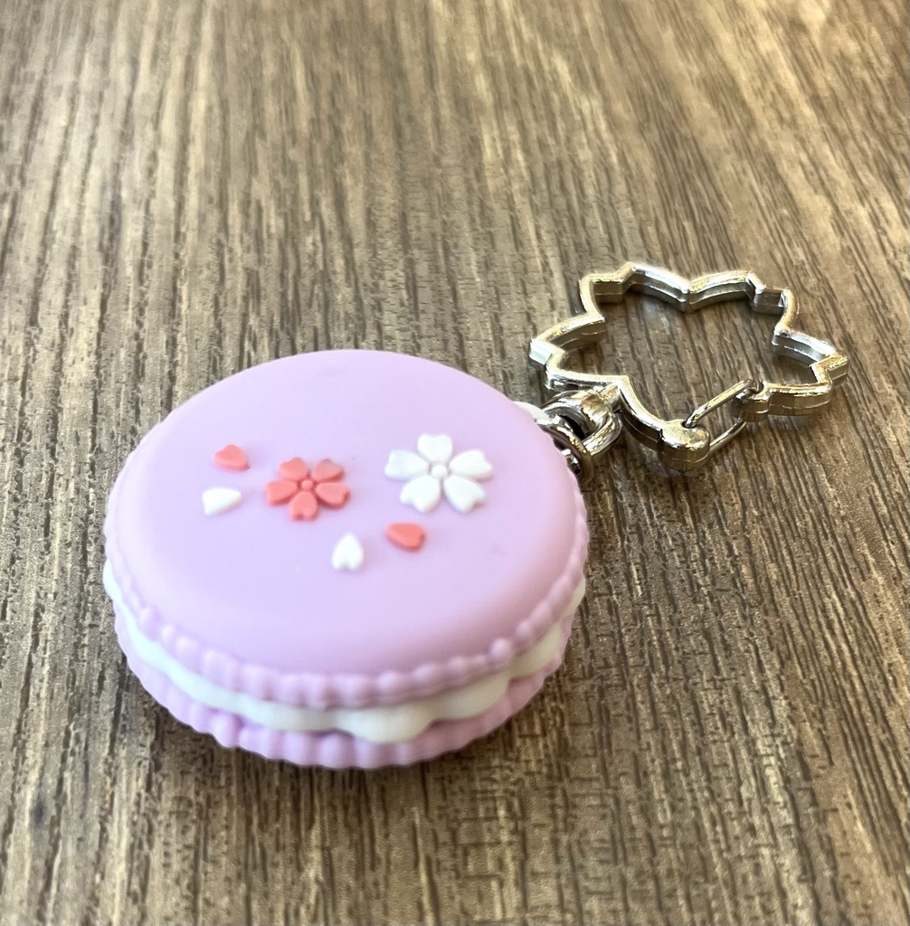 キツネ晴どの召喚祈願桜マカロンチャーム