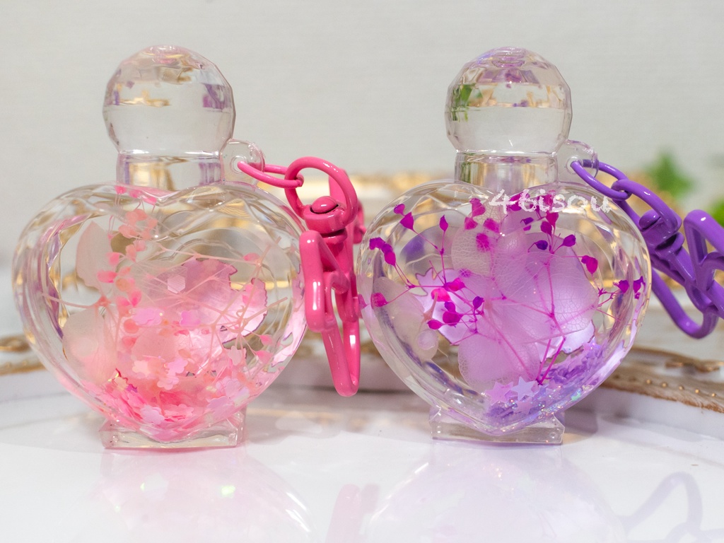 パフュームボトルオイルキーホルダー