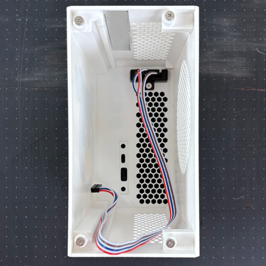 DeskMini対応「ずんだもんPCケース」(ASA製3Dプリント品)