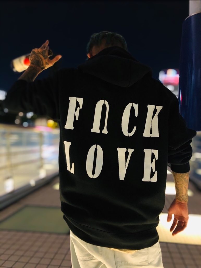 『FUCK & LOVE』-Black Foodie-