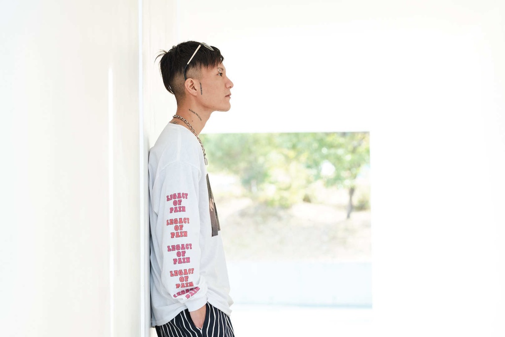 『NO FUTURE』Long Sleeve T-Shirt(ロンT)