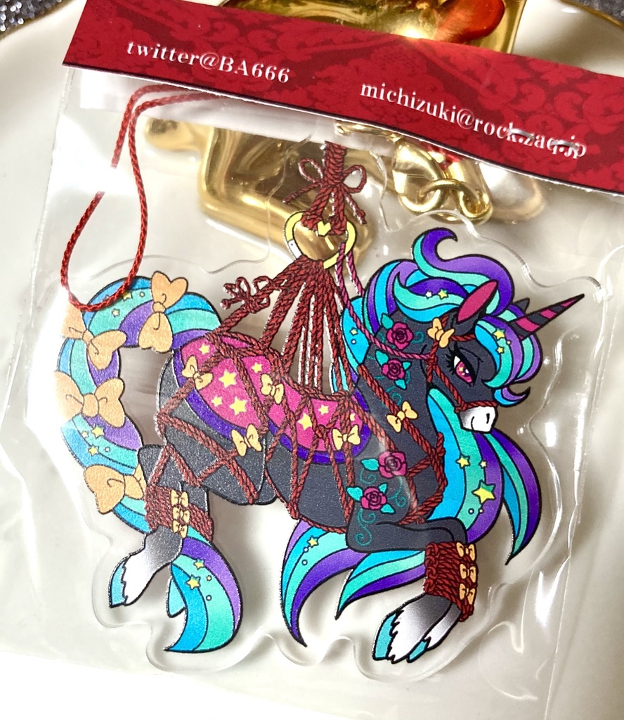 吊り緊縛ユニコーン