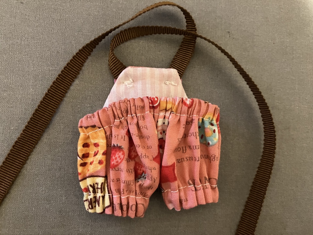 【型紙】新サロペット 10cmぬい用