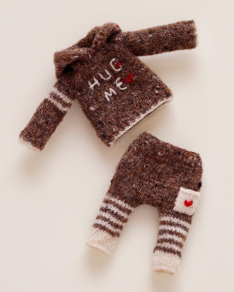 ハグミーフーディ