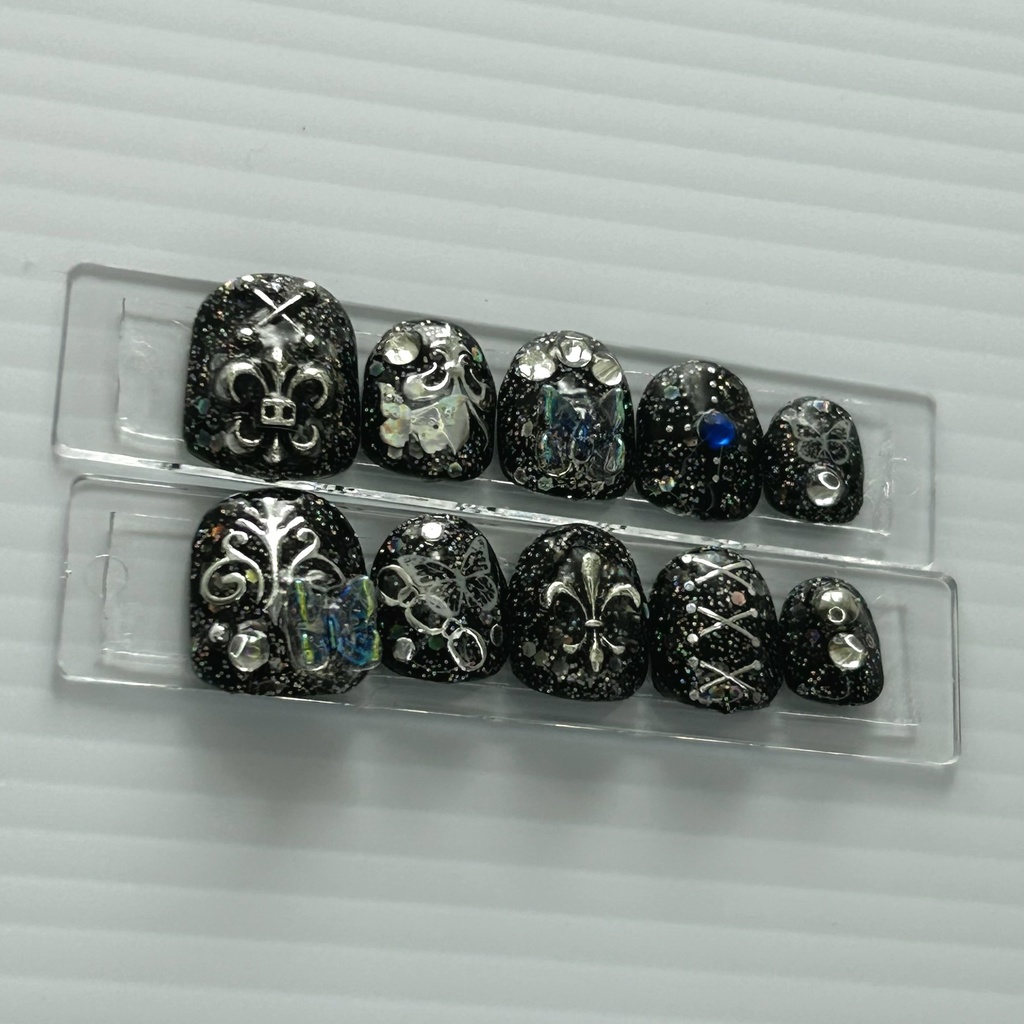 【ネイルチップ】 No.1 Luna Noir|黒 ラメ 蝶 地雷系 ゴシック