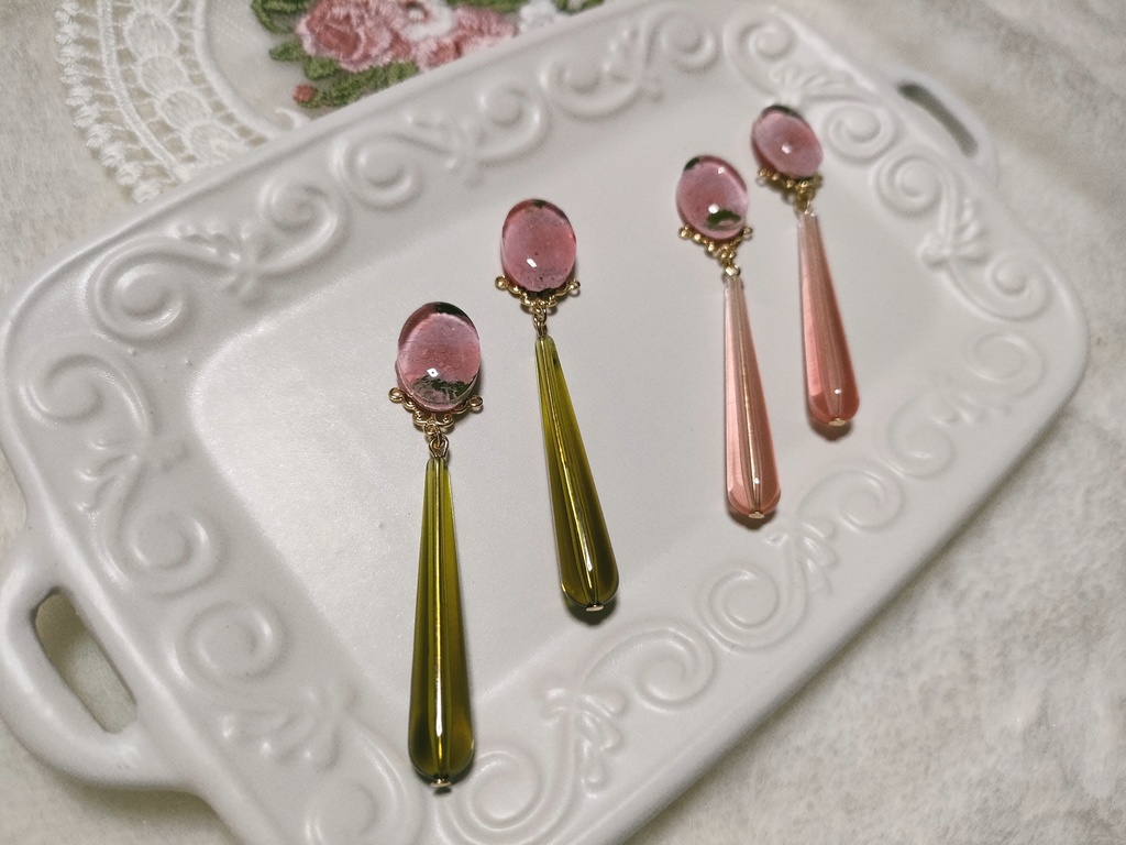 高村光太郎　イヤーアクセサリー　イヤリング（グリーン）