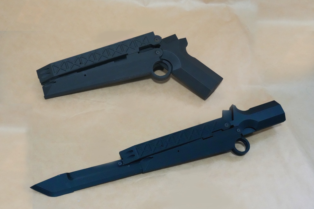 ガンスピンで剣に変形する銃”Kahdal 6000”