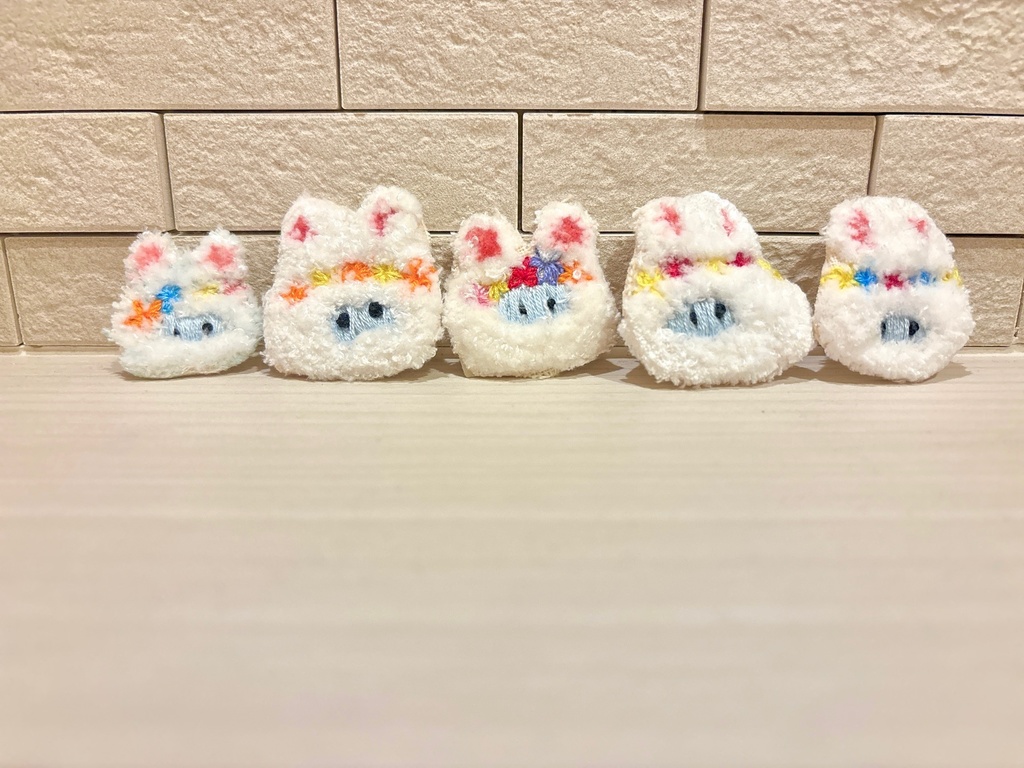 雪プチ　ふわふわシール（花冠のすがた）