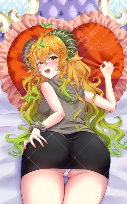 【三周年記念グッズ】けつでか！マウスパッド🧡