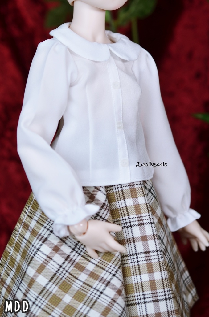 丸襟後開きブラウスの型紙 Pattern for round-collared blouse with back opening