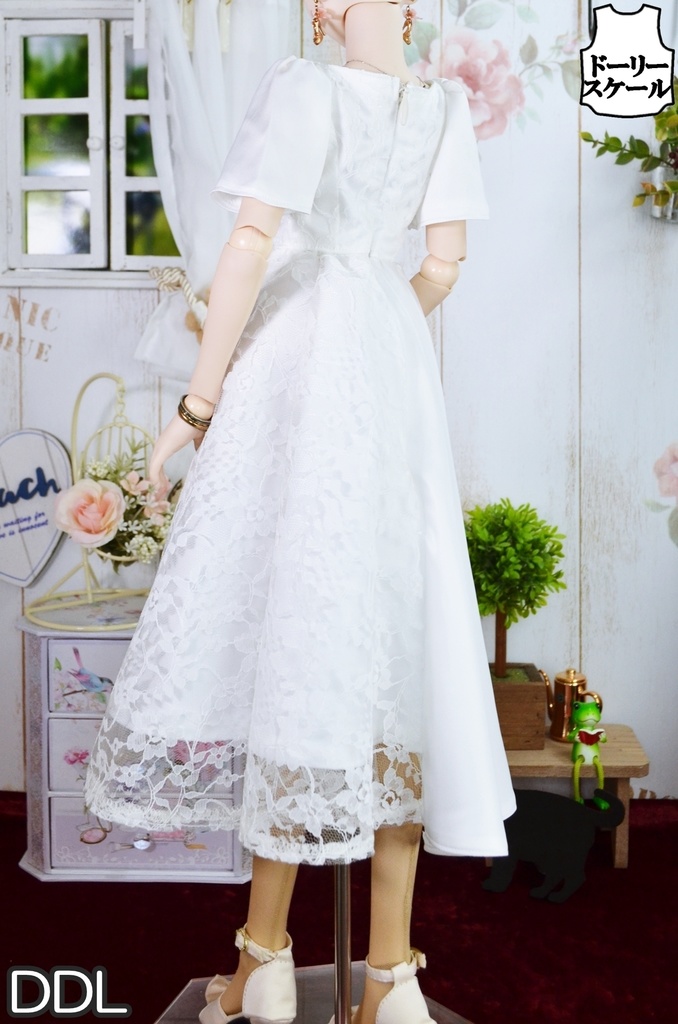 ケープスリーブアシンメトリーワンピースの型紙 Cape Sleeve Asymmetrical Dress Pattern