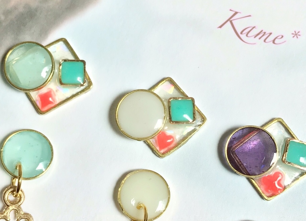 【あんスタ】ALKALOIDイメージ アシンメトリーピアス(イヤリング変更OK)