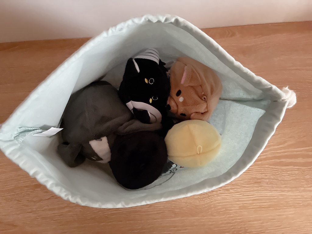 もぐもぐエルリ巾着(Mサイズ)