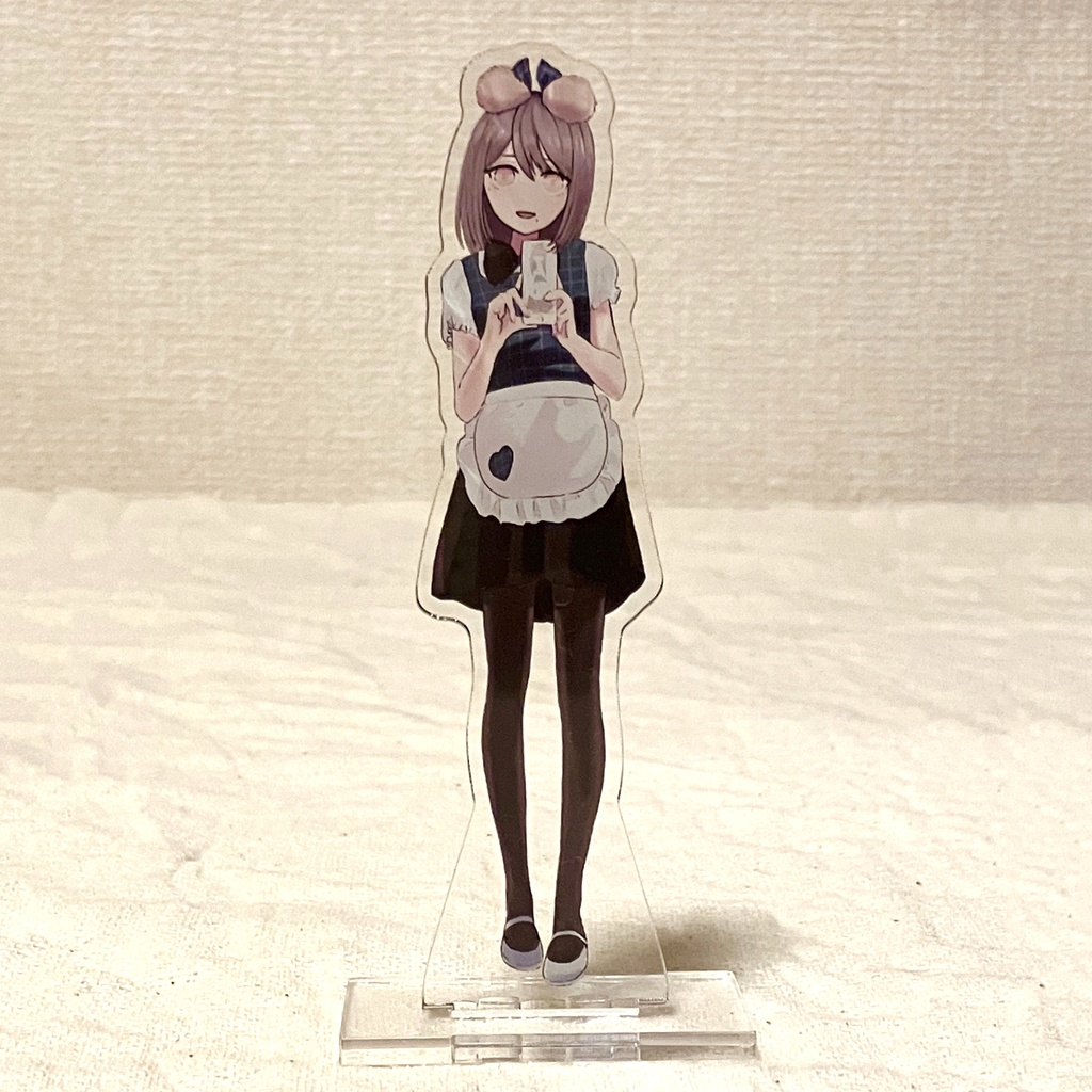 芽依アクリルスタンド(クマ耳)