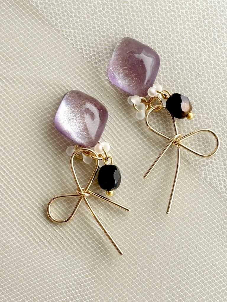 イヤリング/ピアスB