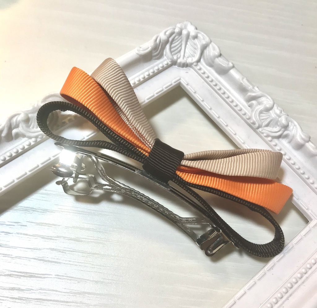 【ツイステ】リボンバレッタ