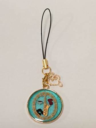 東郷あいモチーフ　レジン！