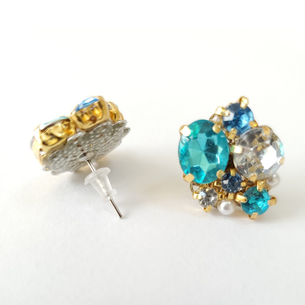 ツイステ イグニハイド寮 イメージ ビジュー ピアス