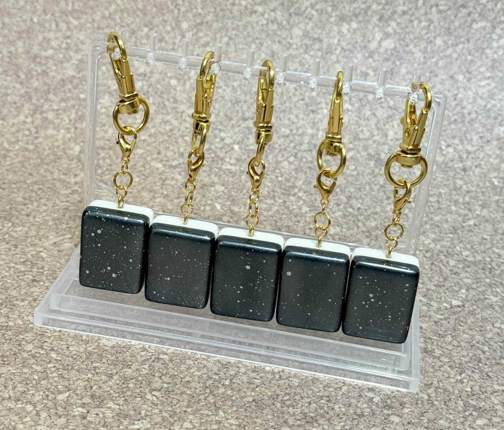 字牌キーホルダー