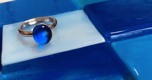 ウラヌスのリボン色的な指輪