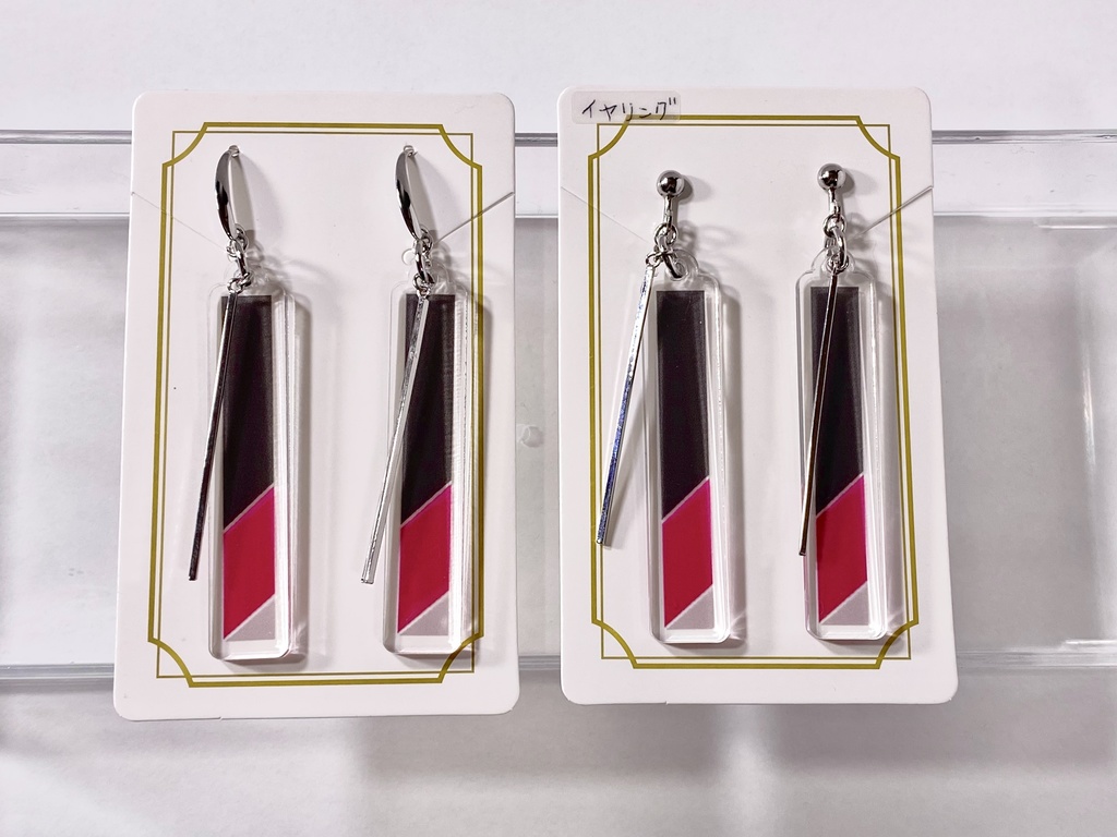 【非公式】くろのわアクリルピアス【しかく】