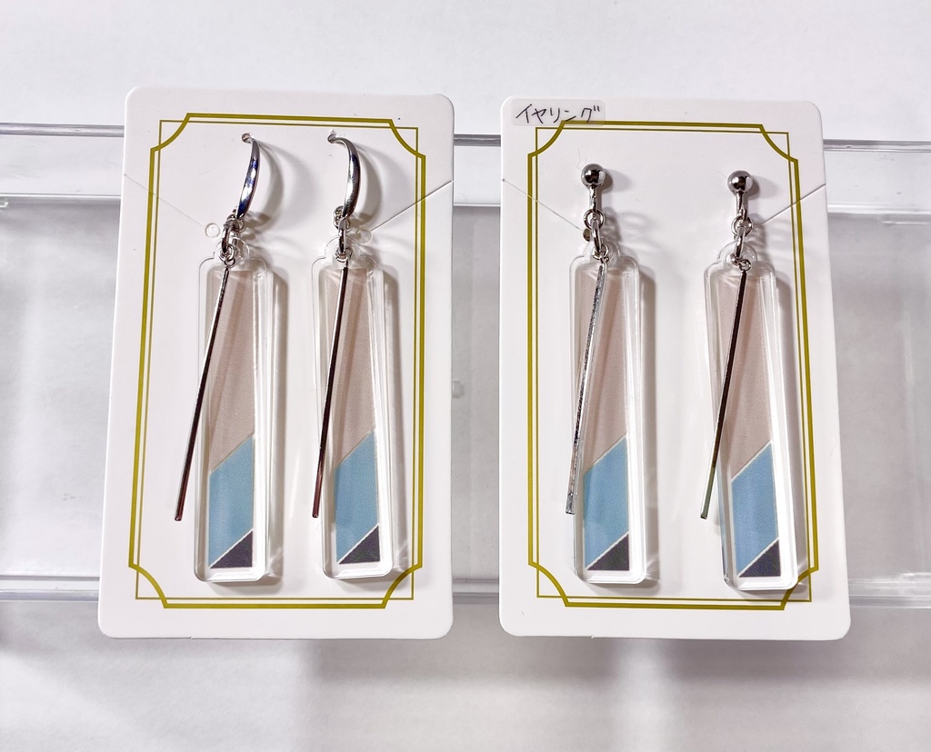 【非公式】くろのわアクリルピアス【しかく】