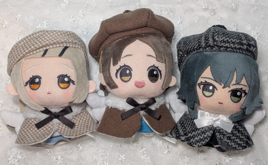 ぽんぽん付ベレー帽･ケープ