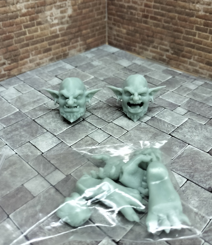 ホブゴブリン改造ヘッド&モンスターパーツセット【1/12プラモデル対応】
