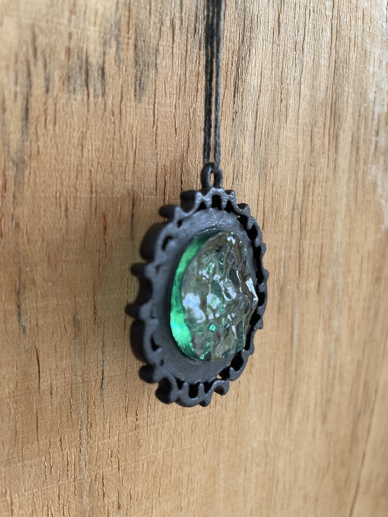 アーモロートイメージ:メッセージペンダント