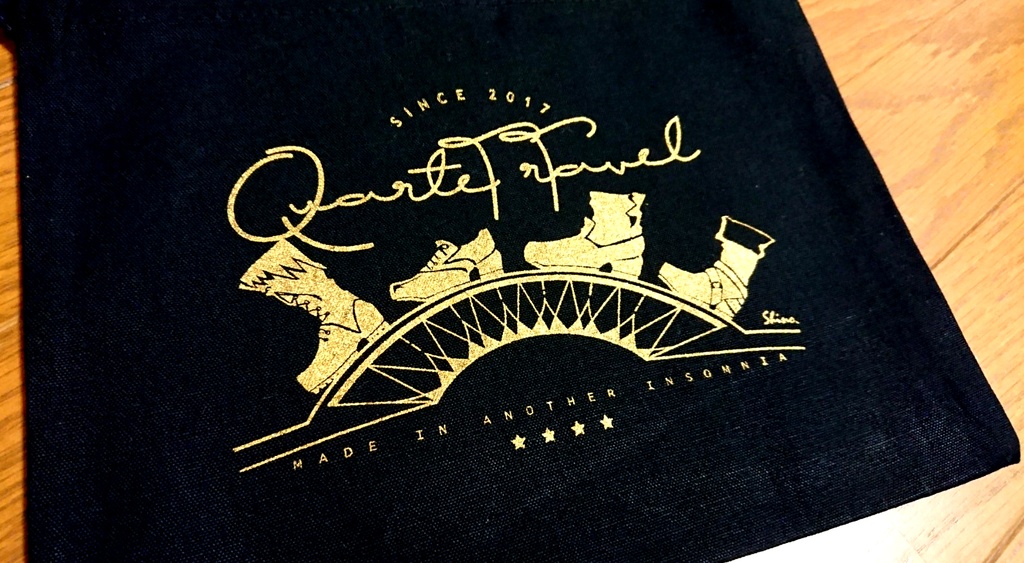 サコッシュバッグ