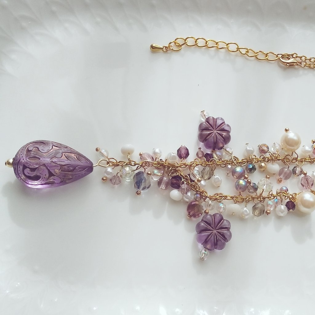 手染めビーズのゴージャスネックレス(鬼滅の刃)