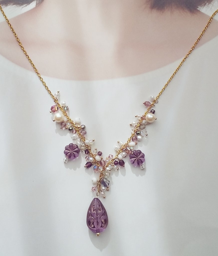 手染めビーズのゴージャスネックレス(鬼滅の刃)