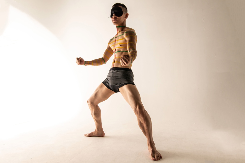 筋肉ピクチャーズ1.5 ~モデルにラインを引きました~