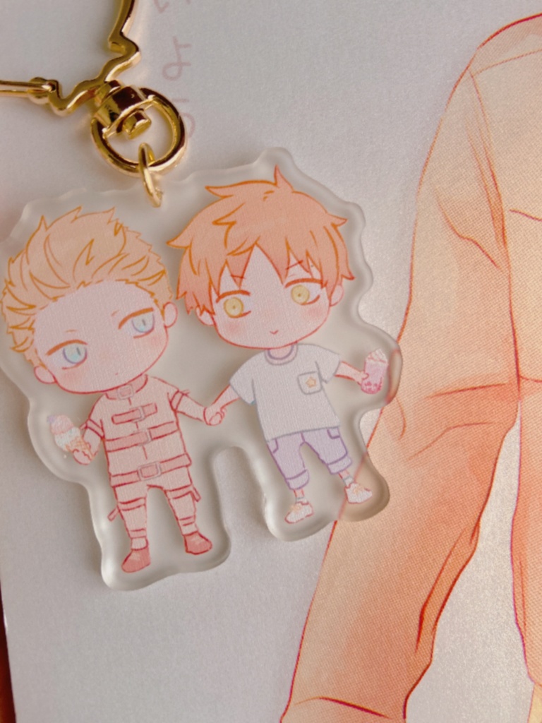 アクリルキーホルダー(ホワイト/ピンク)