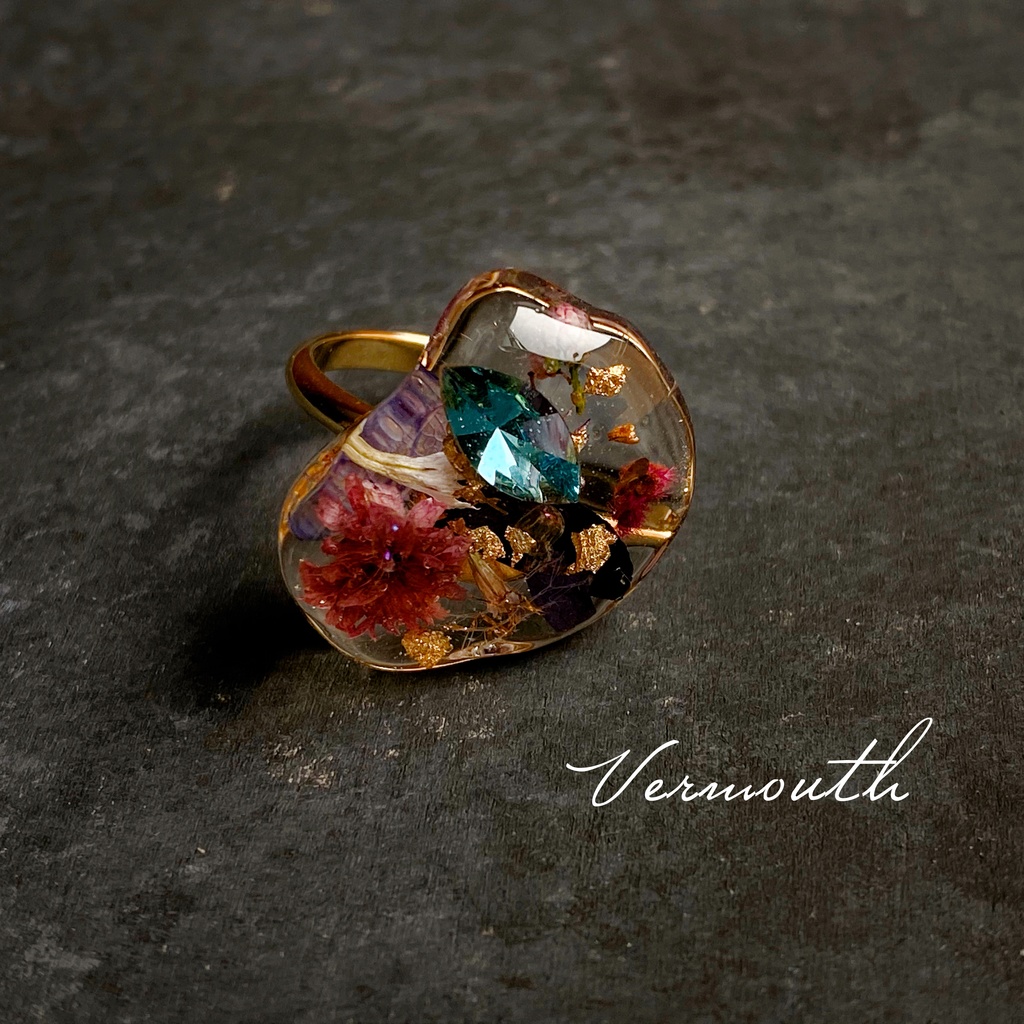 スワロフスキーとお花のイメージアクセサリーリング