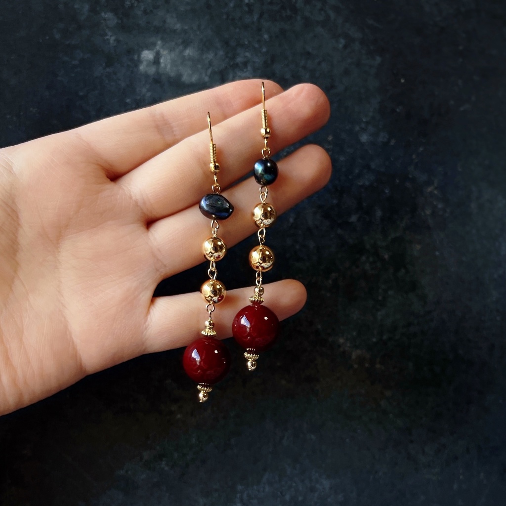 赤井秀一イメージ 淡水パールのピアス・イヤリング