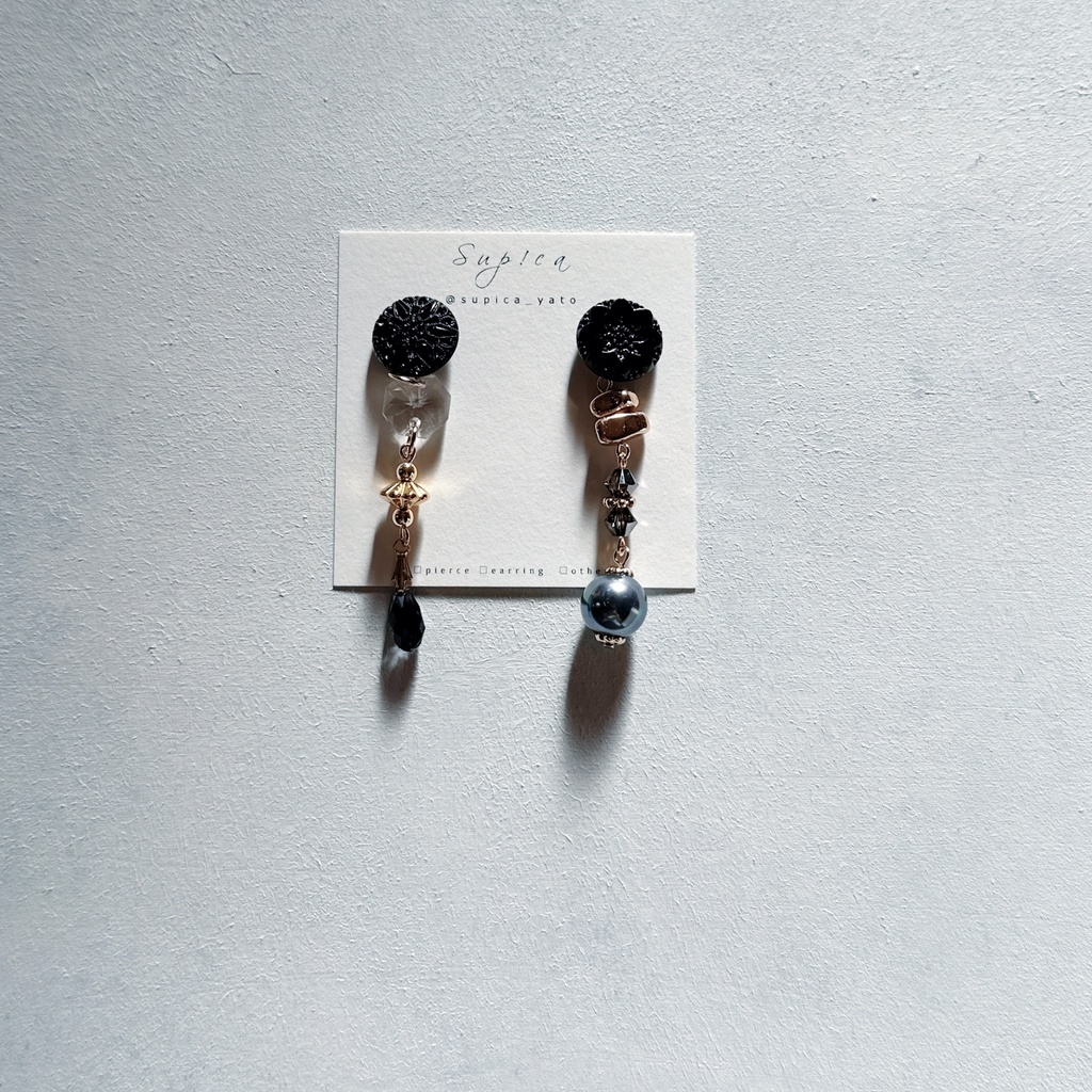 【一点もの】夏油傑 ヴィンテージボタンのイメージピアス・イヤリング