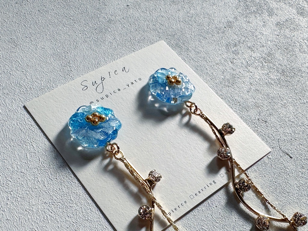 安室透(降谷零) お花のイメージピアス・イヤリング