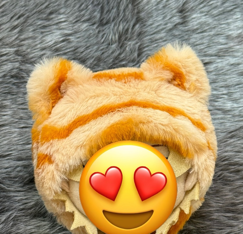 ふわふわニャンコ帽子