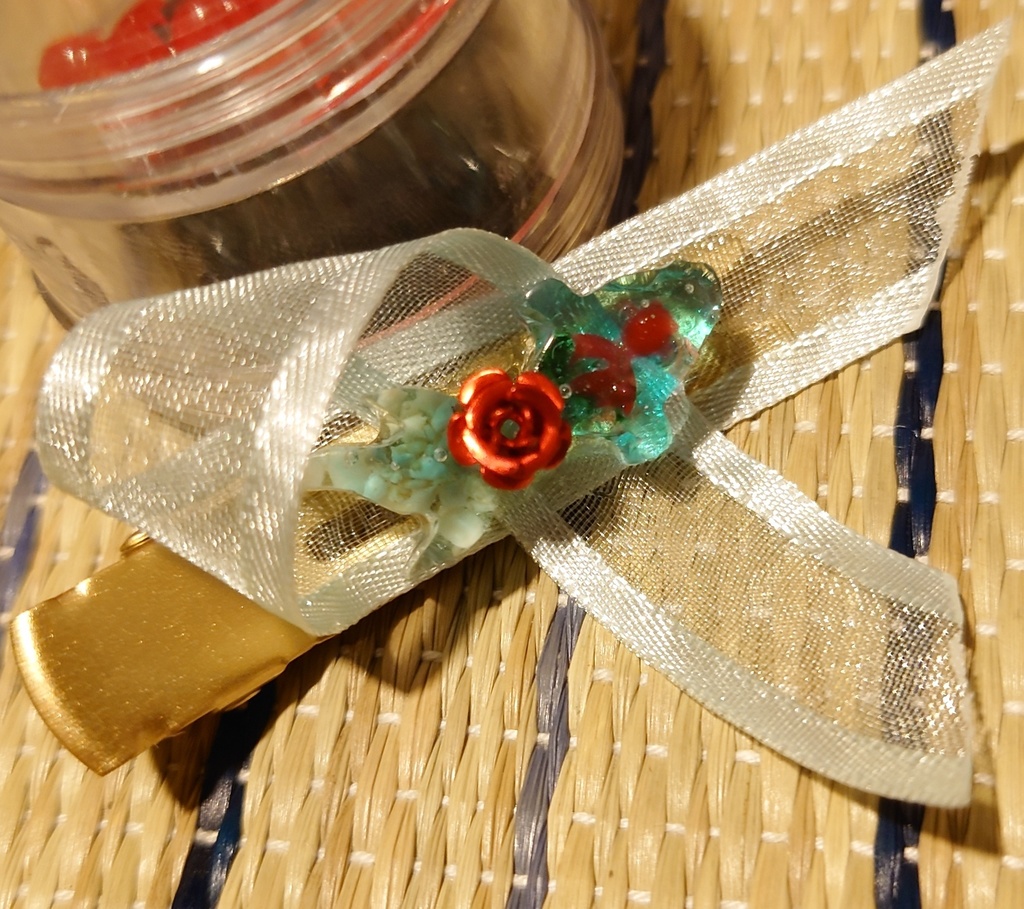 ヘアピン　金魚型　金魚赤
