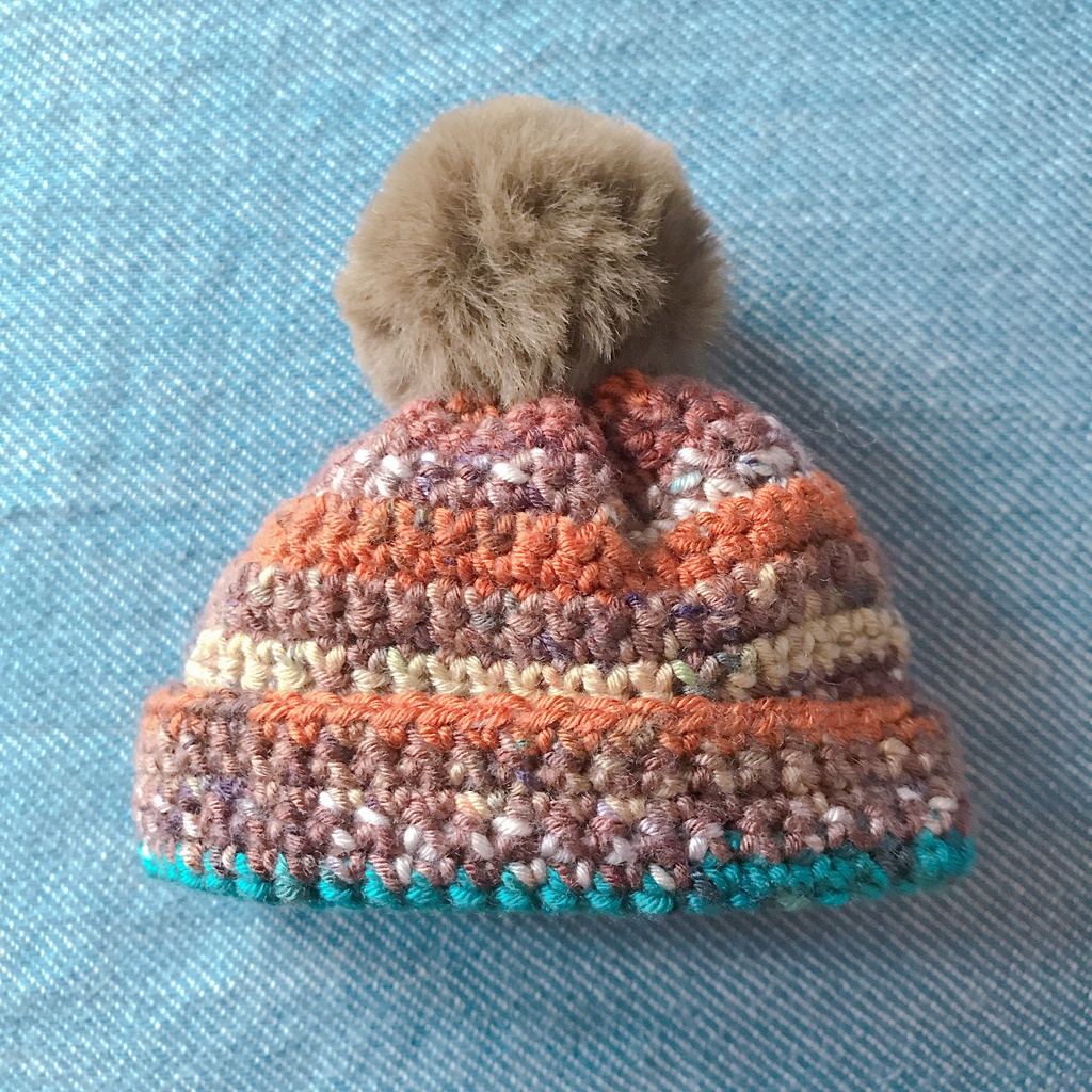 ファーポンポン付き段染めニット帽(ぬい用)